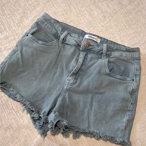 Zenana Outfitters Blue Jean Shorts Distressed Hem Juniors Medium